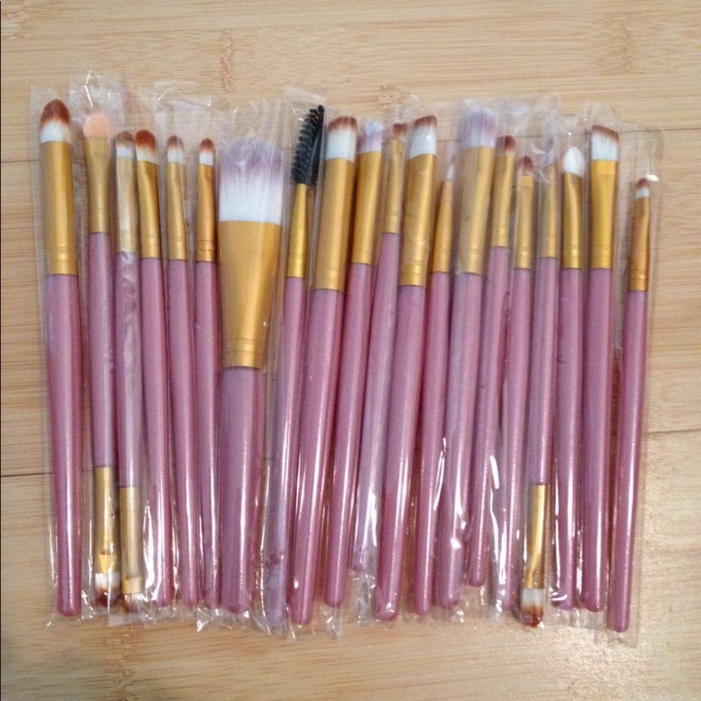 🌷🌷New 🌷🌷20pcs Makeup Brushes Set
